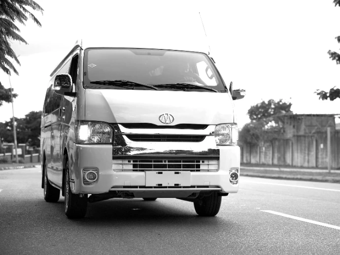 OMAA U Series Minibus
